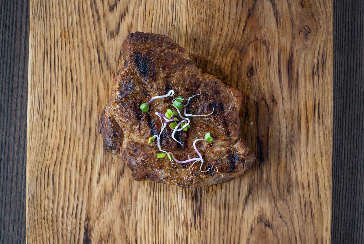 Kiaulienos sprandinės kepsnys