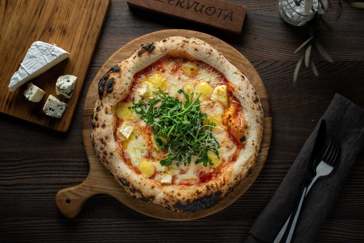 Quattro Formaggi pica