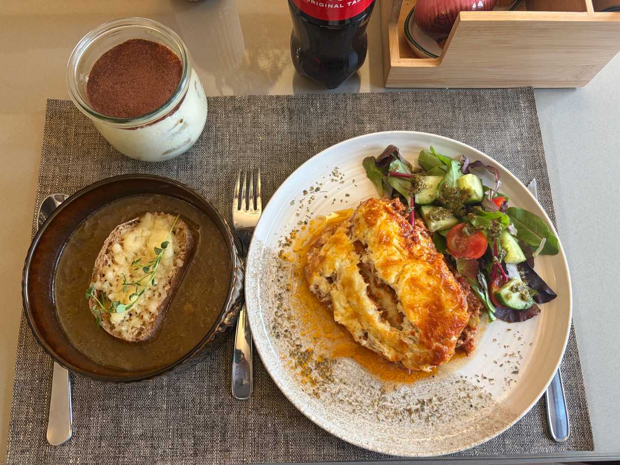 🍽️ Gratinētā sīpolu zupa, Lazanja, Tiramisu