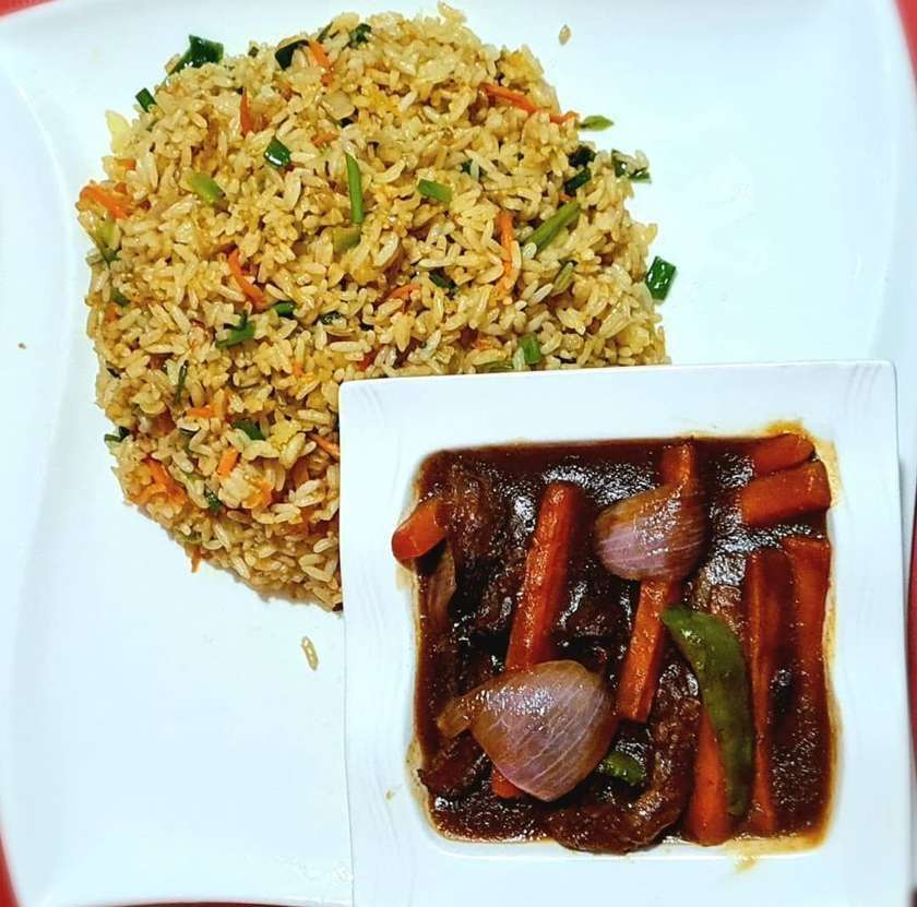 Fried Rice with Sliced Beef Sauce