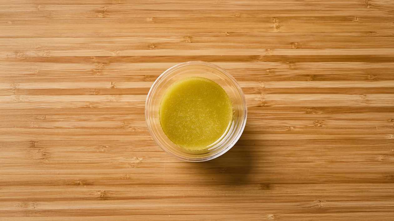 Lemon-Oil Dressing