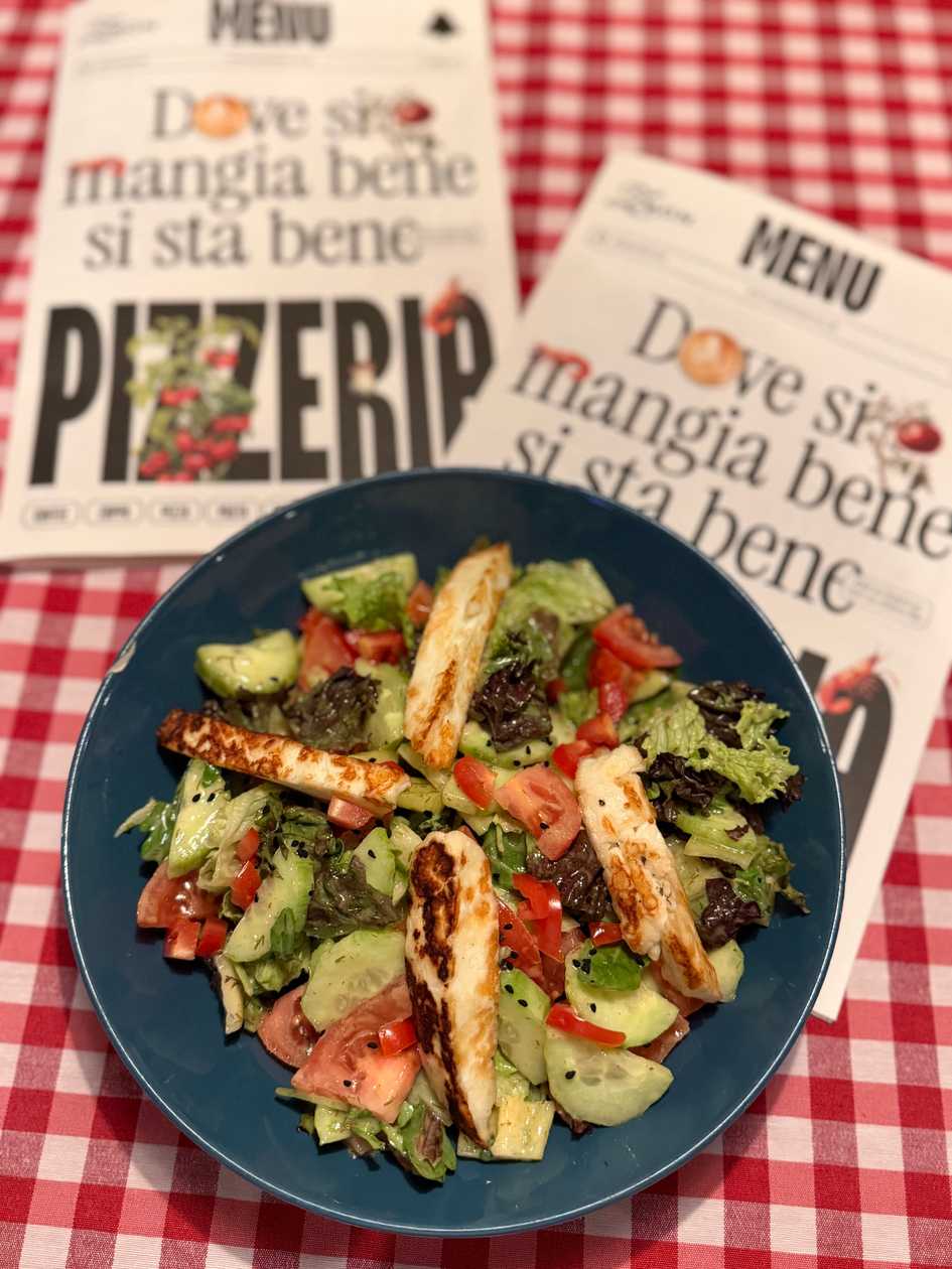 Salad with Halloumi cheese