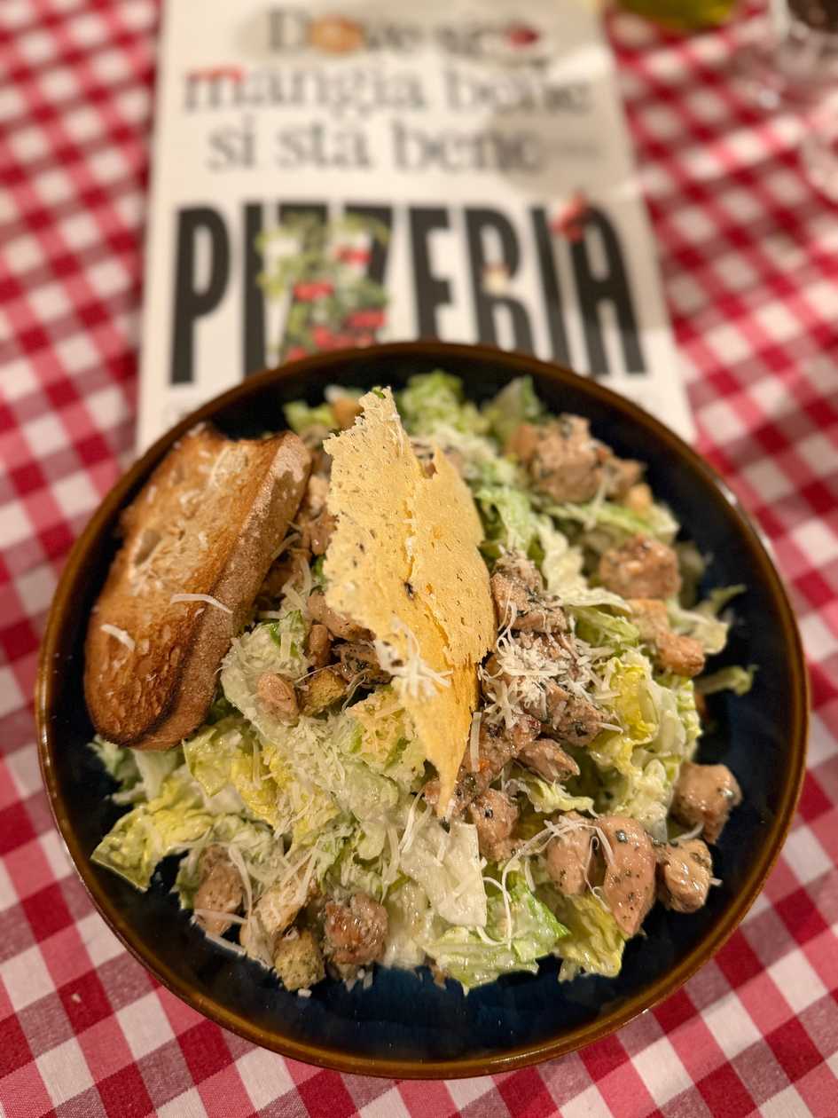 Caesar salat with chicken meat