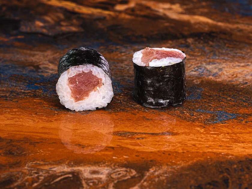 HOSOMAKI Z TUŃCZYKIEM