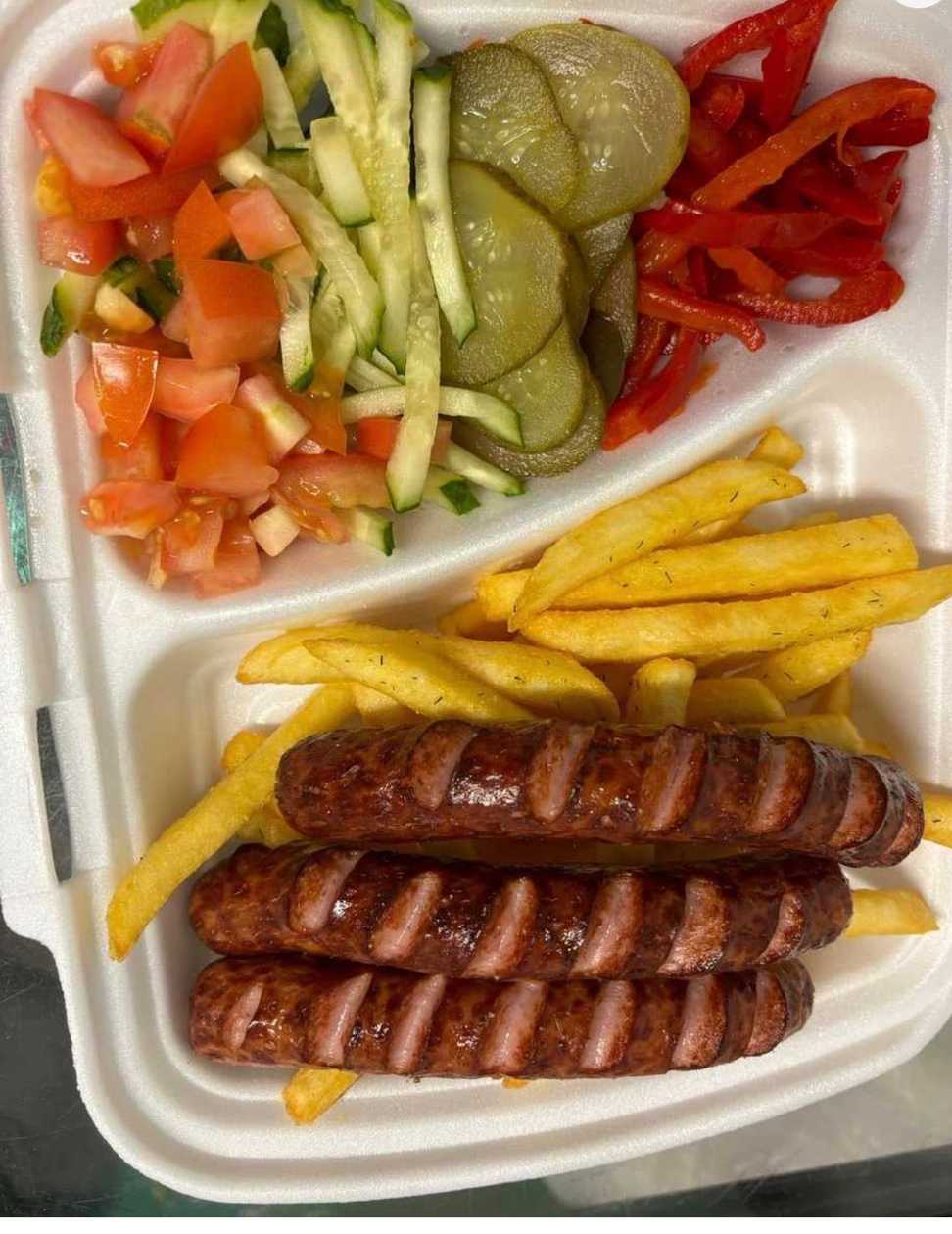 Dešrelės lėkštėje