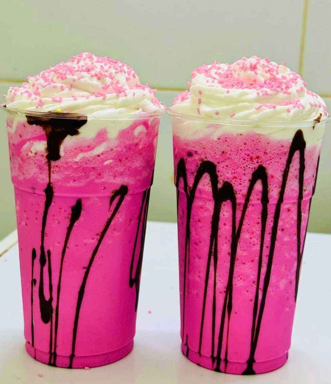 ( Milkshake ) Strawberry heaven🍓 NEW RECIPE🤤