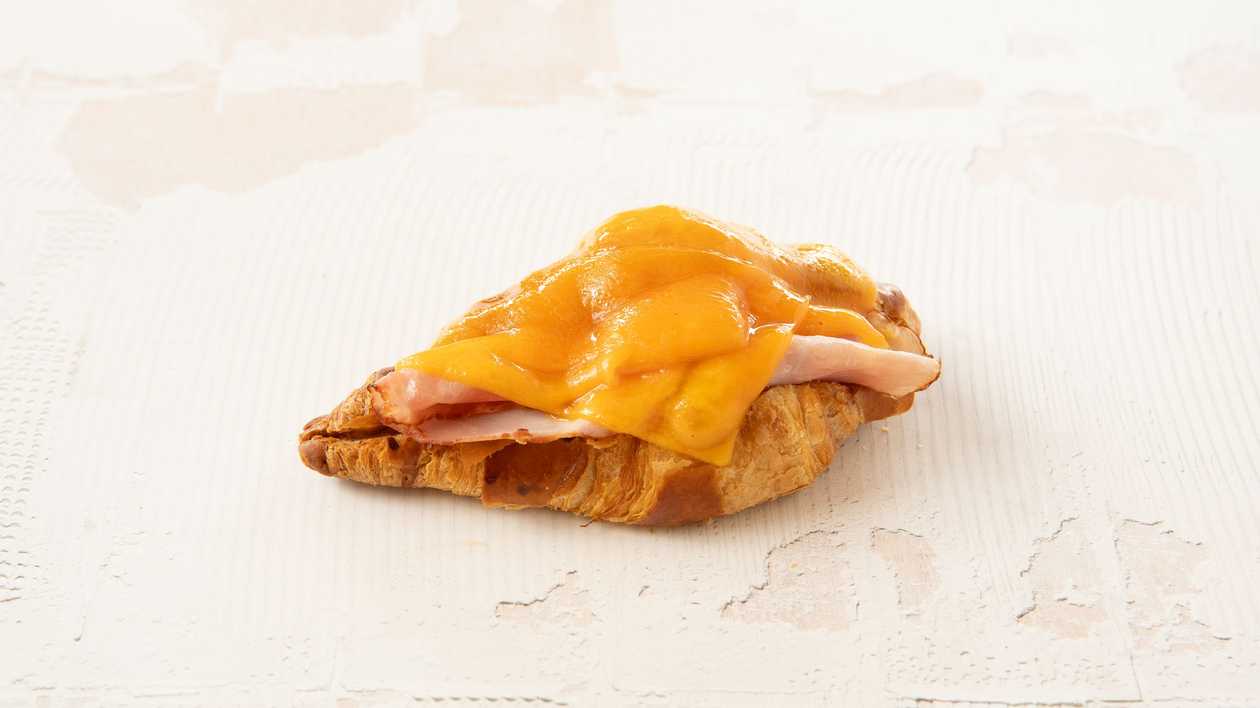 Creamy Gammon Croissant