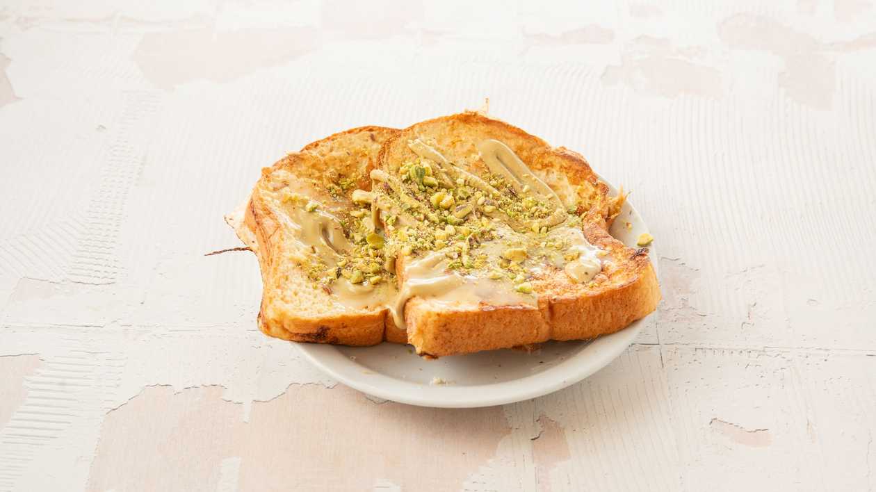 Pistachio Buttermilk