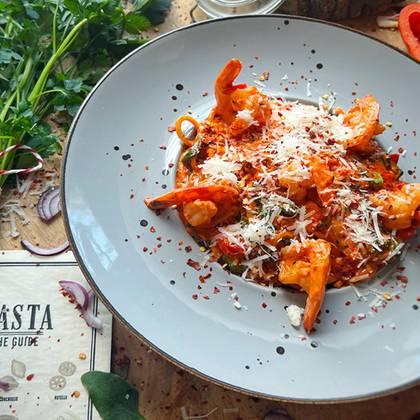Pasta Rossa Con Gamberi