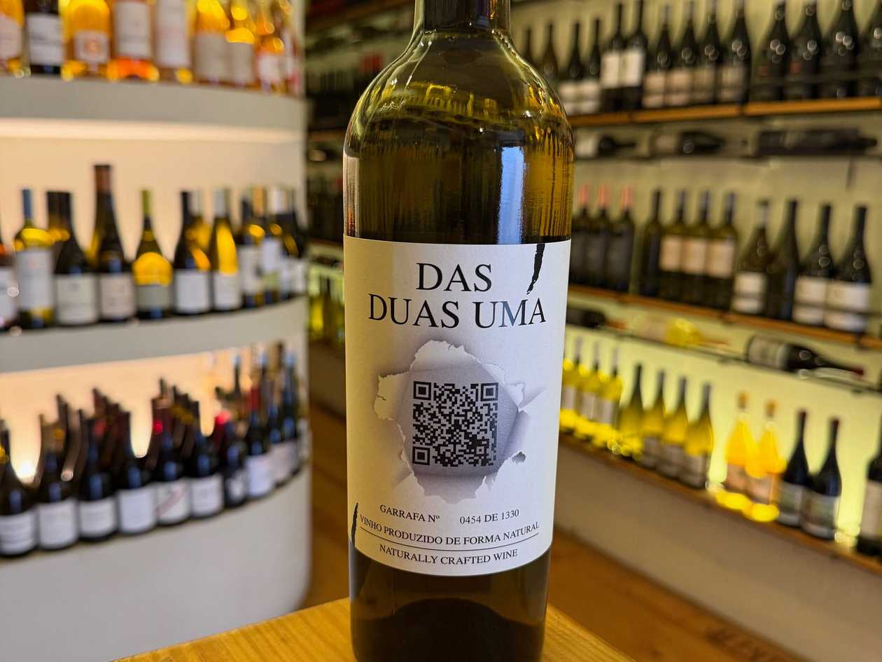 Das Duas Uma branco arinto vinho natural