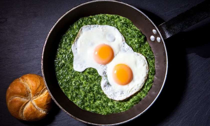 Spinach with Fried Eggs Menu