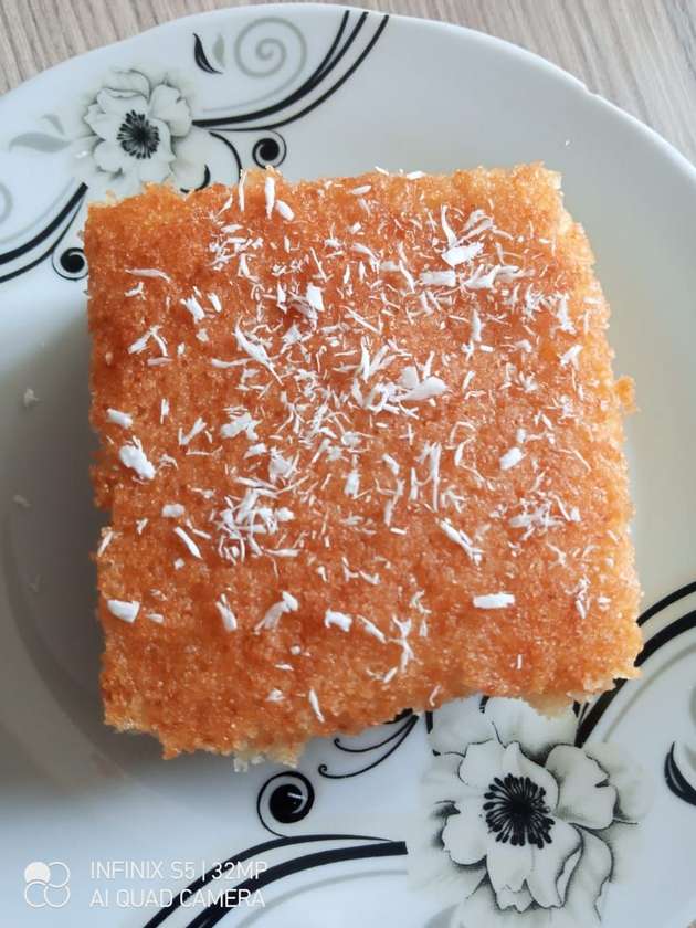 BASBOUSA CAKE