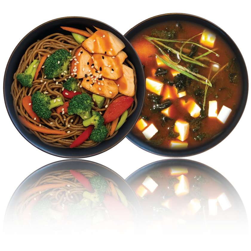 Soba Noodles with Chicken and Vegetables in WoK sauce + Miso soup Classic