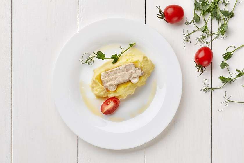 Котлетка куряча з картопляним пюре