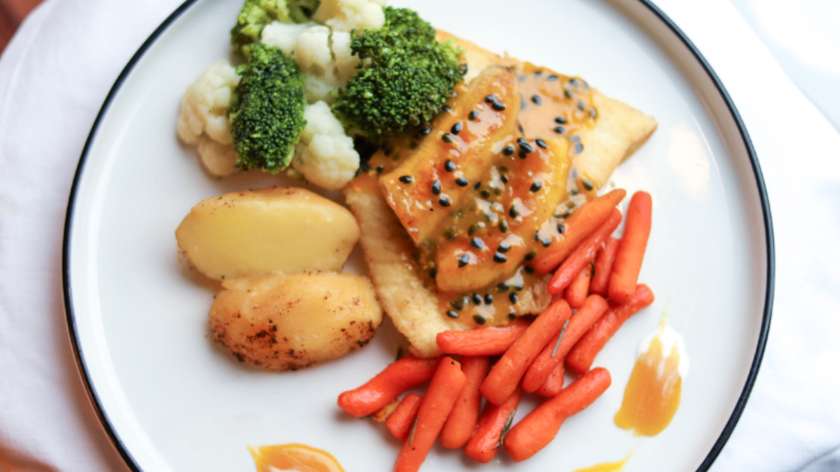 Halibut w sosie z marakui