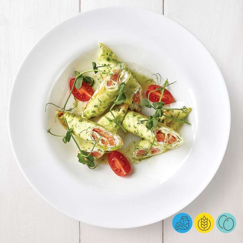 Млинці шпинатні з лососем та сиром філадельфія