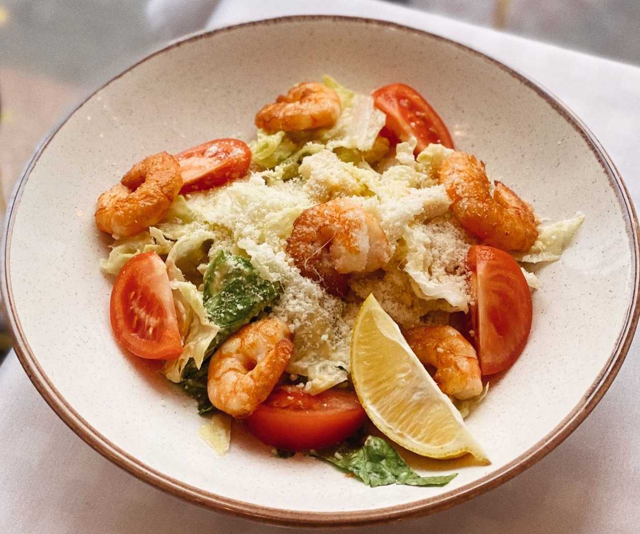 Салат Цезар з креветками