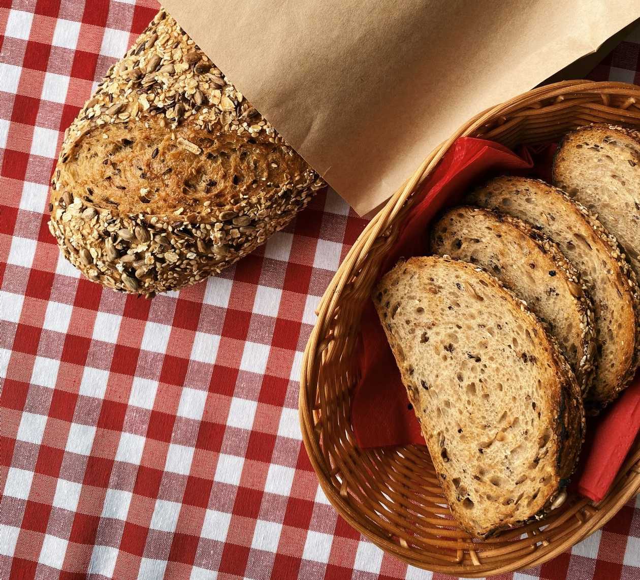 Хліб зерновий (тост)