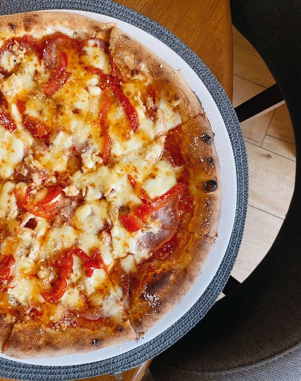 Піца М'ясний мікс