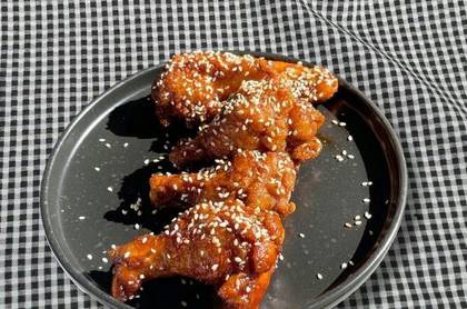 Chicken Wings in Sweet and Sour Sauce
