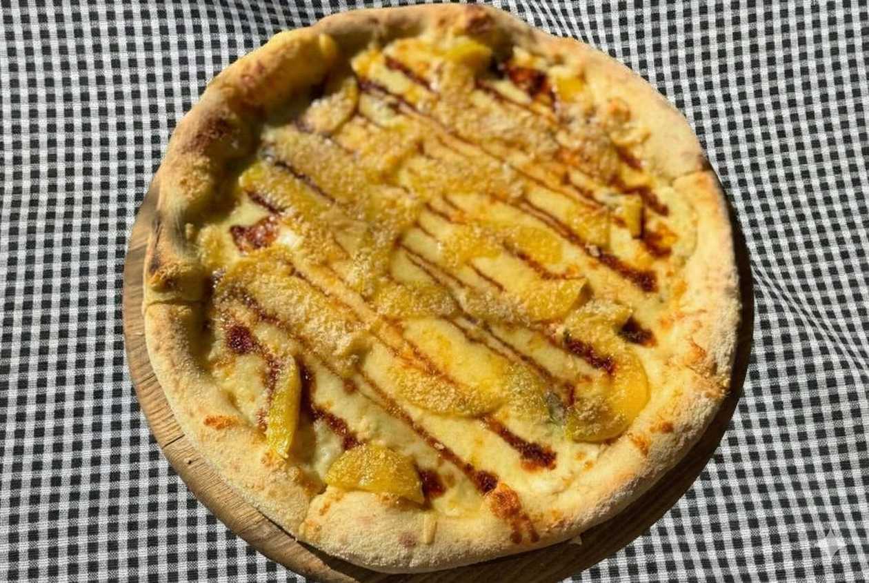 Quattro Formaggi Pizza with Date Honey and Peach