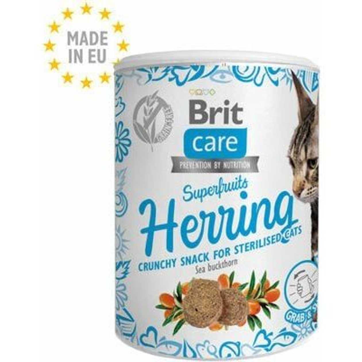 Brit Care Cat Snack Superfruits Herring papildbarība kaķiem, 100 g  -  [55710]