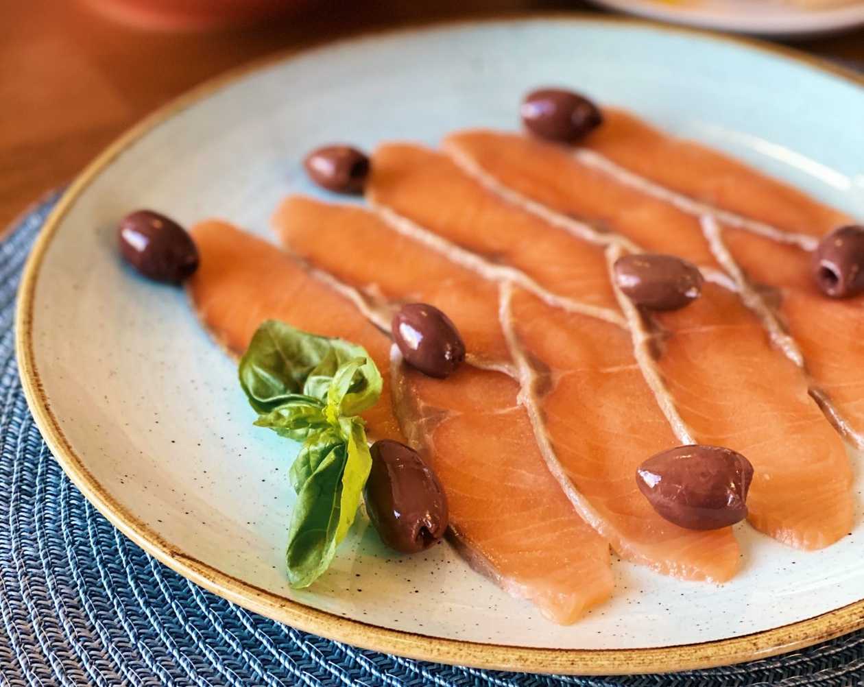 Лосось слабосолений