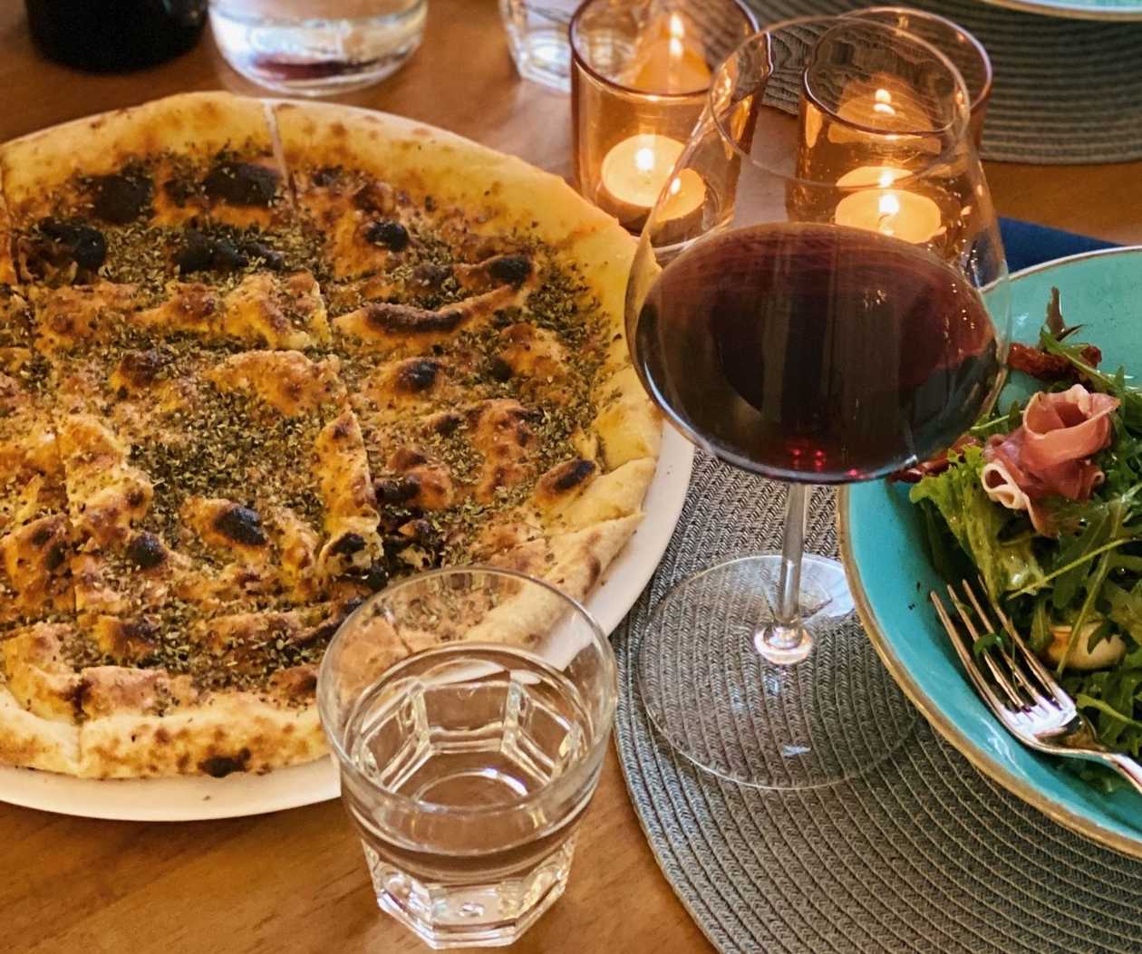 Фокача з травами