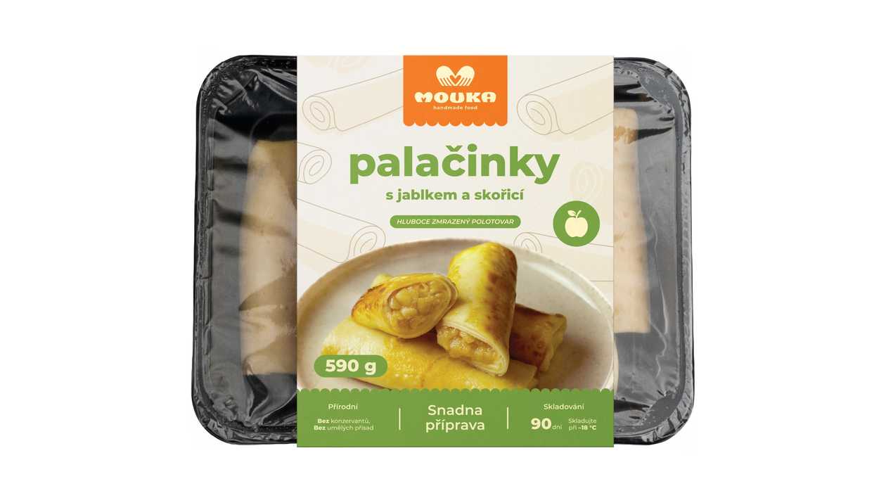 Pancakes with Apple and Cinnamon