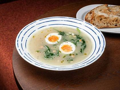 Курячий бульон з пармезаном