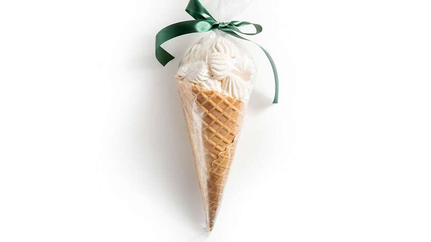 Rankų darbo zefyrai su mandarinais ir cinamonu traškiame vafliuke