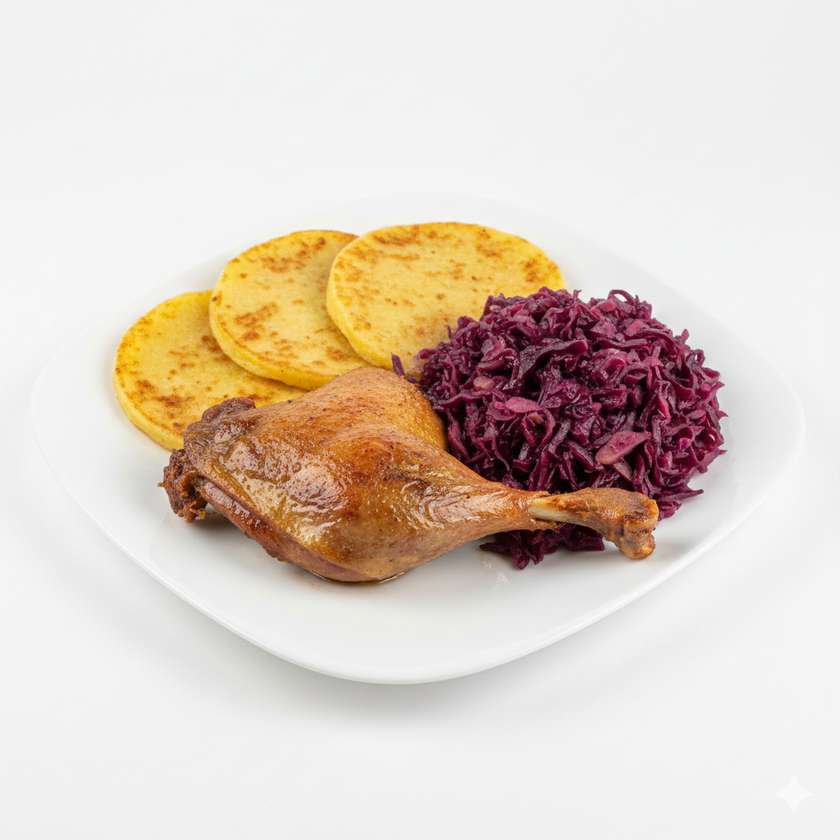 Pečené kačacie stehno, červená kapusta, lokše