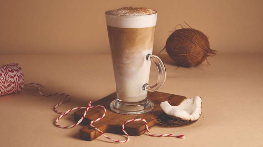 Korzenne latte kokosowe