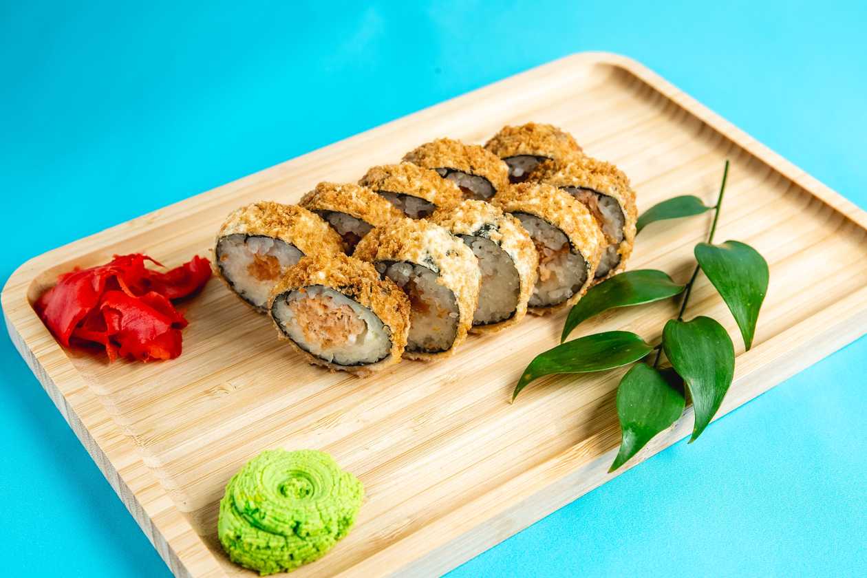 Hot Salmon Roll