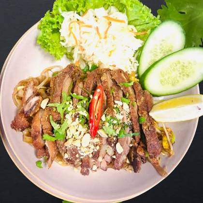 Pad thai z kaczką
