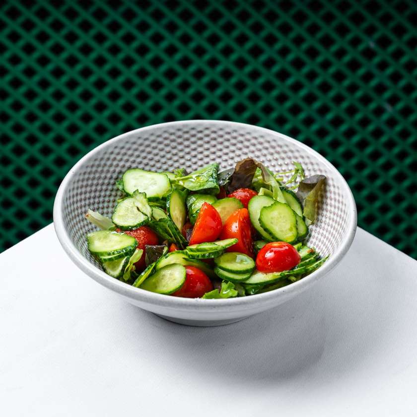 Salată asortată de vară