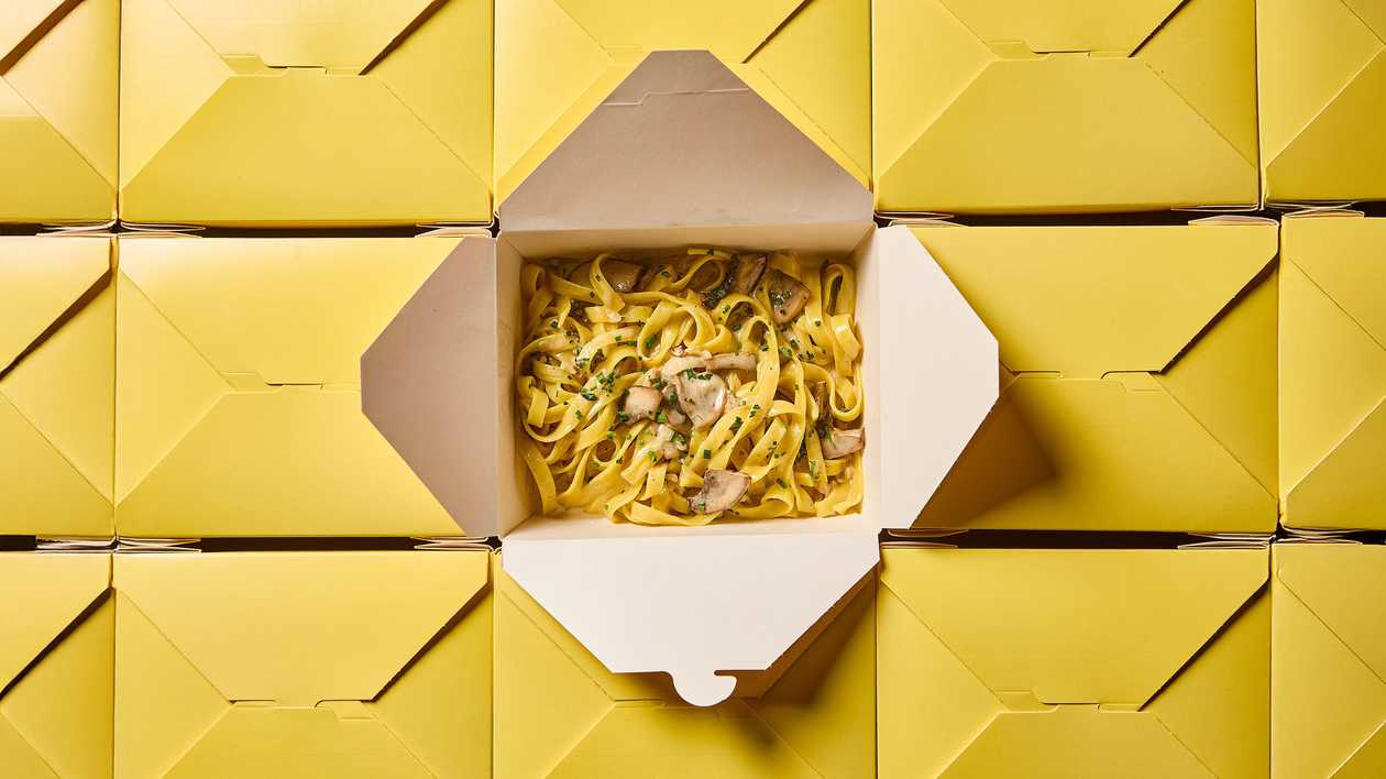 Ταλιατέλες με Μανιτάρια & Παρμεζάνα