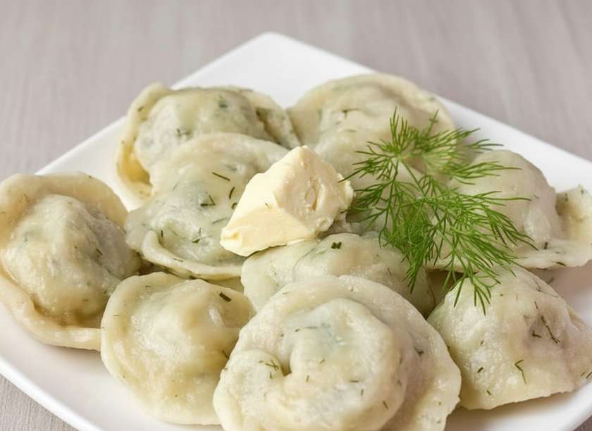 Pelmeni «TRZY MIĘSA» - 15 szt. (na gorąco)