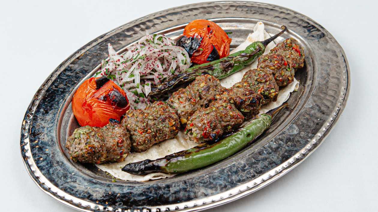 Kabab with Pistachios