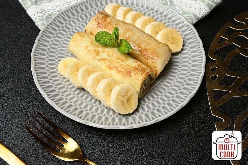 Naleśniki z bananami i mlekiem zagęszczonym - 3 szt. (na gorąco)