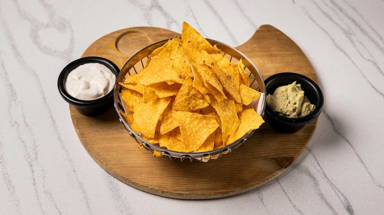 Nachos & Dips