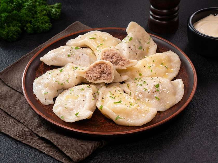 Pierogi z mięsem - 10 szt. (na gorąco)