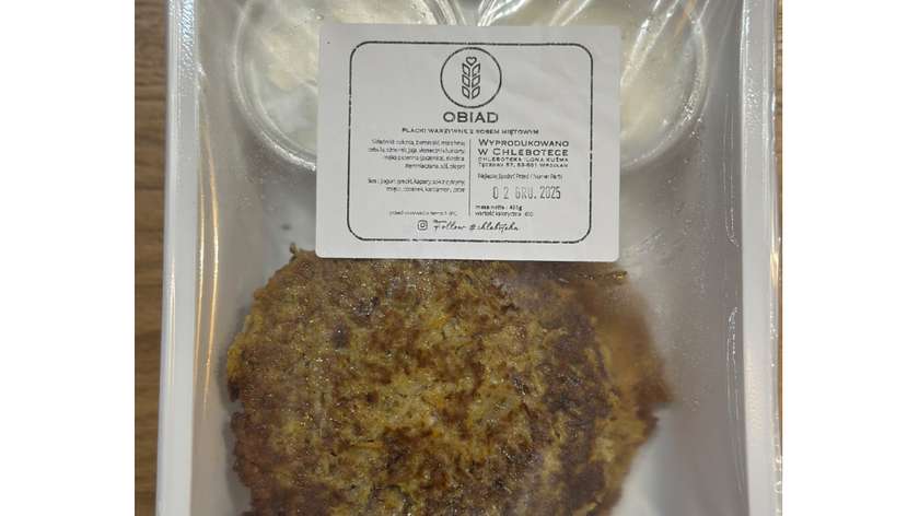 Placki warzywne z sosem miętowym