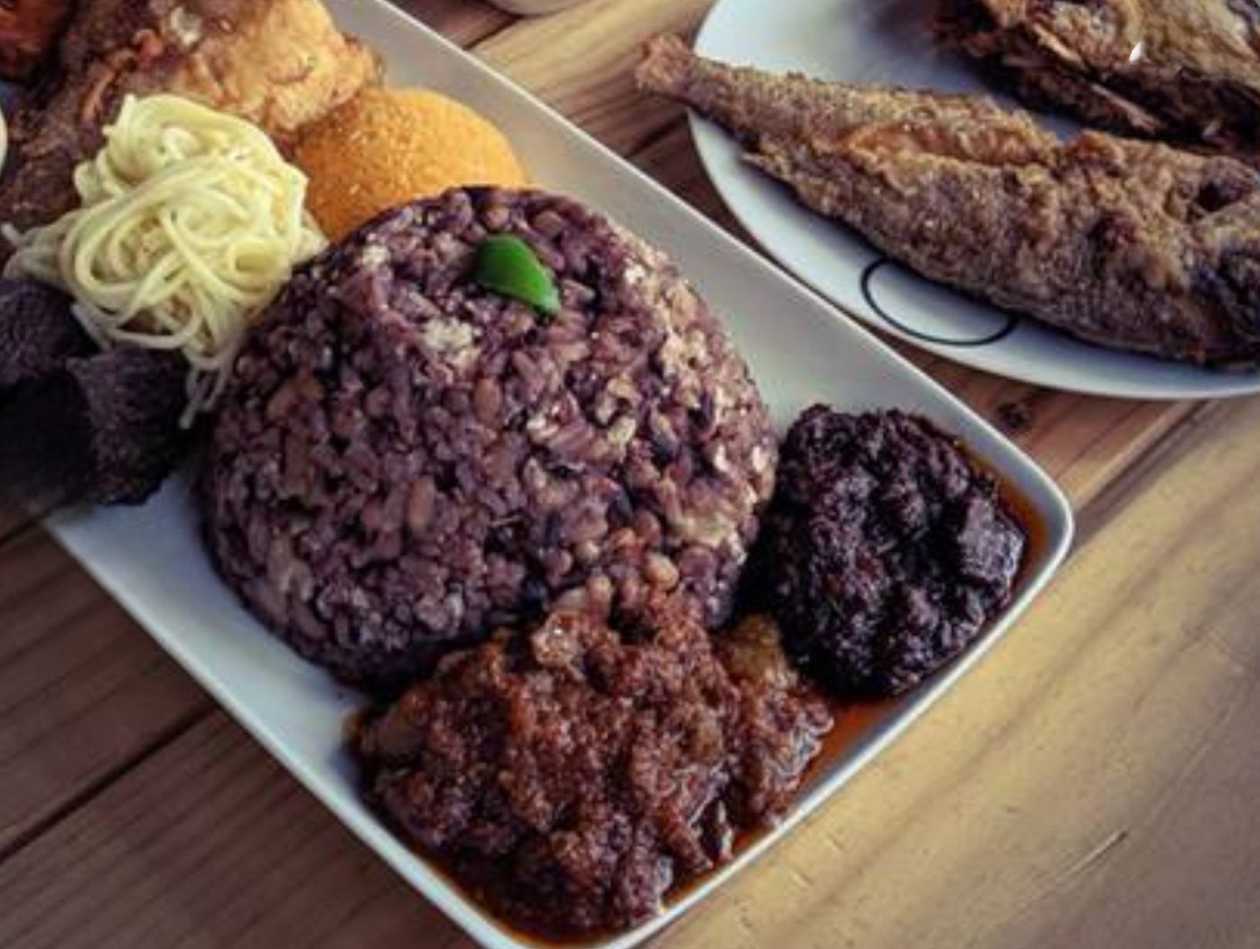 🍱 Loaded Waakye 🔥