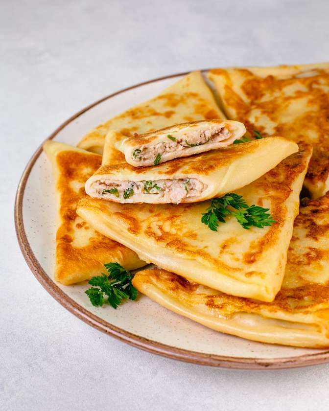 Trójkąciki naleśnikowe z kurczakiem i serem - 3szt. (na gorąco)