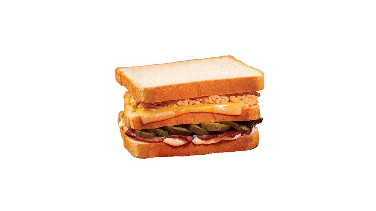 Double hot bread with fried bacon and chicken 210g