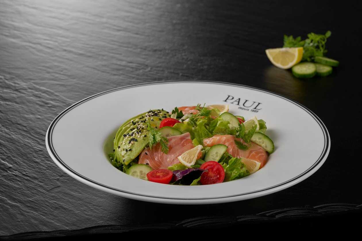 Smoked Salmon and Avocado Salad