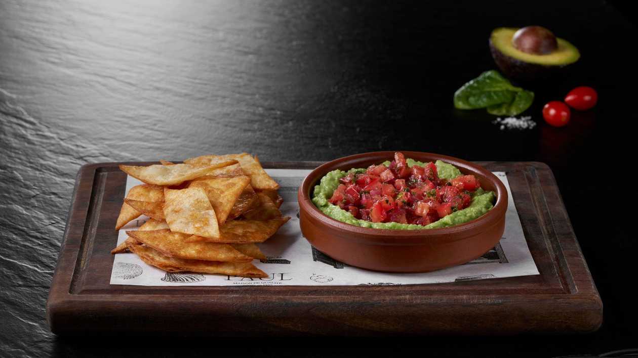 Guacamole with Crispy Tortilla