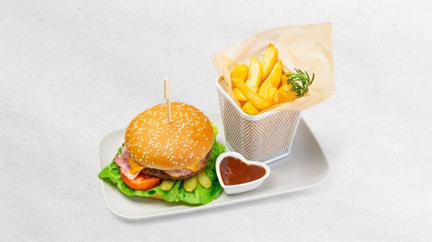Chickenburger with Fries