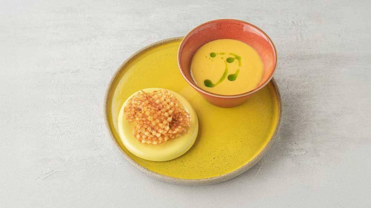 Cheese Cream Soup with Potato Chips